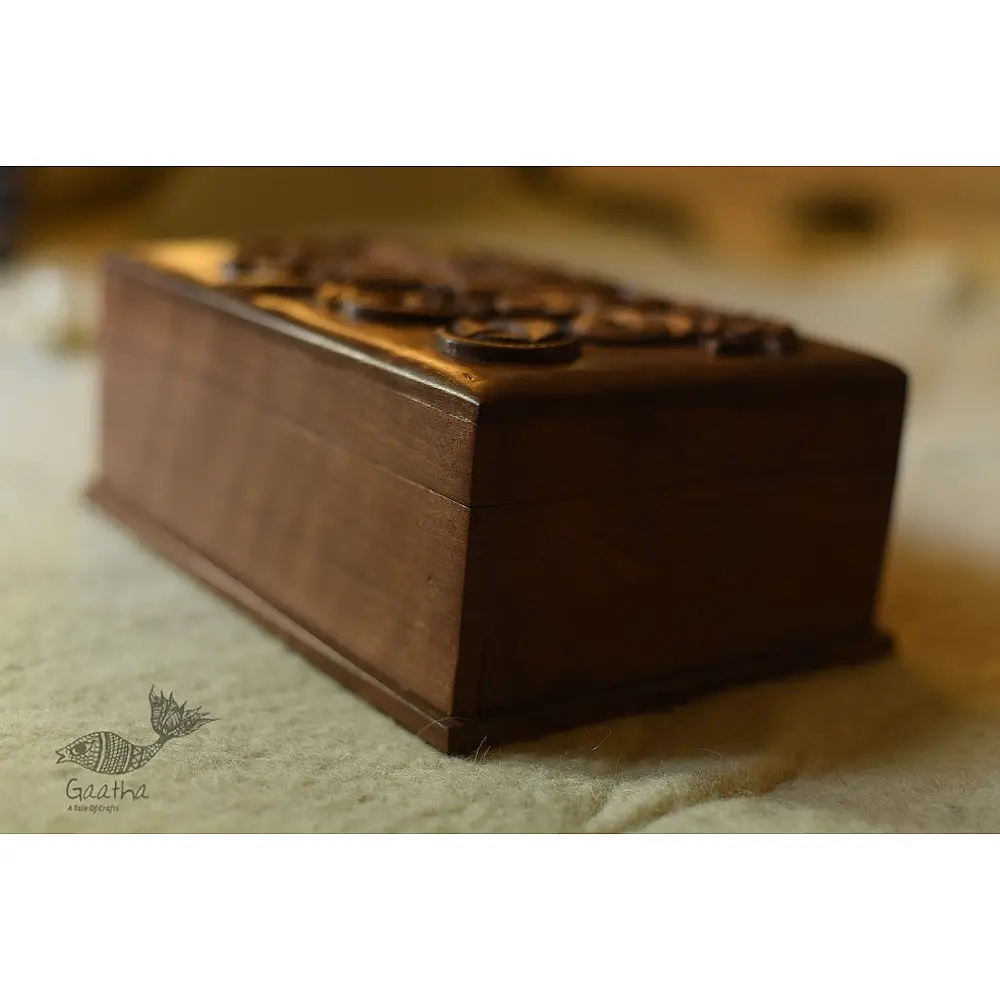 Phullai ~ Walnut wood box