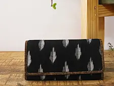 Auden ✠ Ikat Printed ✠ Ladies Purse ✠ 6