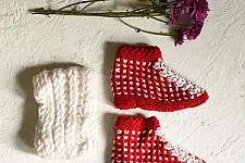 Igloo ~ Hand Knitted - Woolen Socks With Hair Band - Red & White