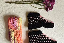 Igloo ~ Himalayan Woolen Socks With Hair Band - Light Pink