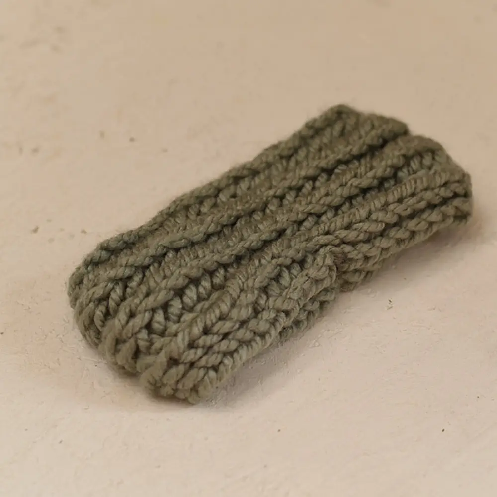 grey pink hand knitted himalayan woolen socks textured geometric pattern solid grey hairband winter foot warmers gaatha