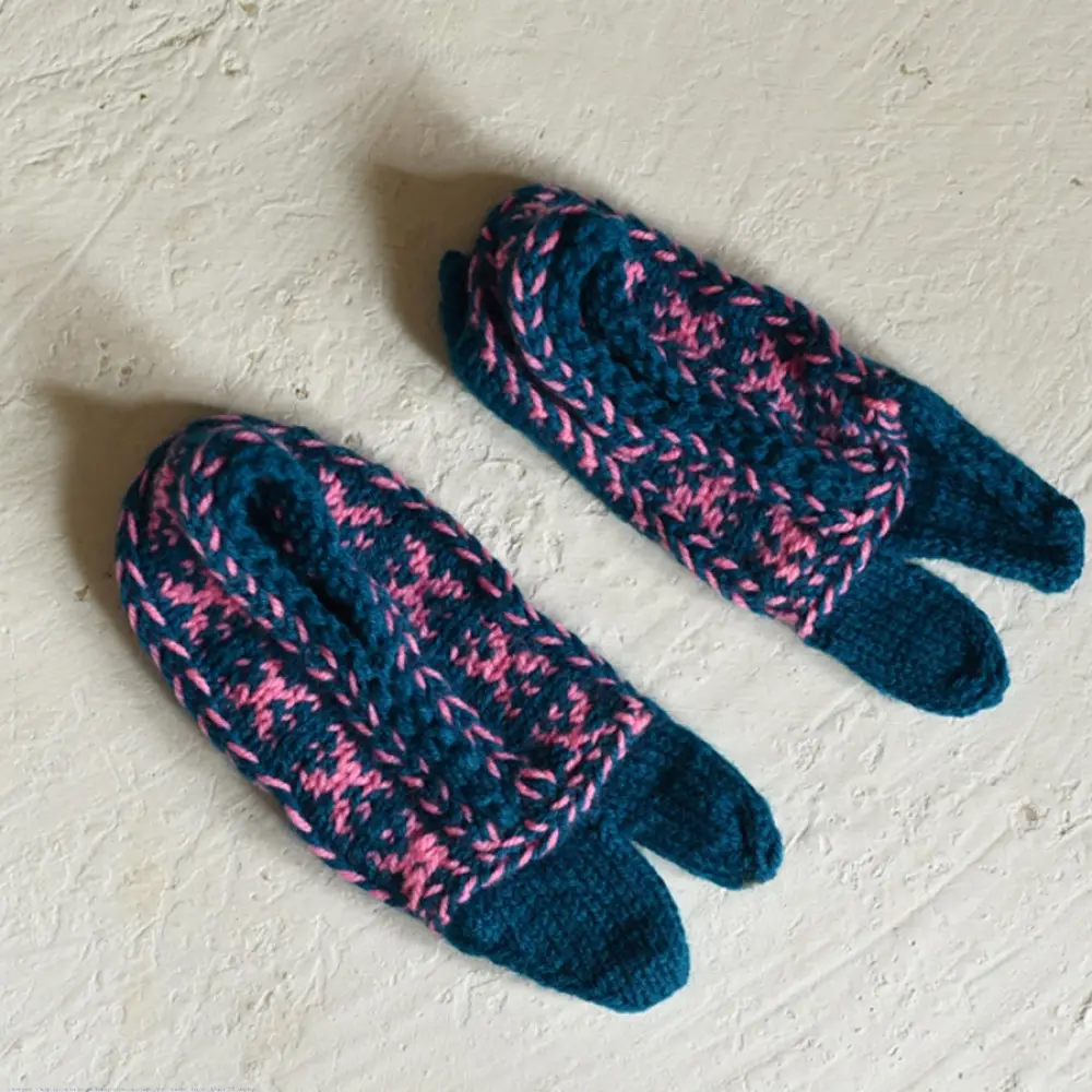 deep blue pink hand knitted himalayan woolen socks chevron pattern knit hairband winter foot warmers 