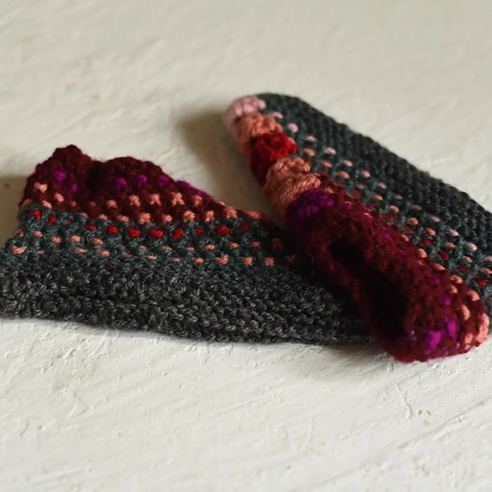 charcoal grey multi color hand knitted himalayan woolen socks striped pattern knit hairband winter foot warmers gaatha