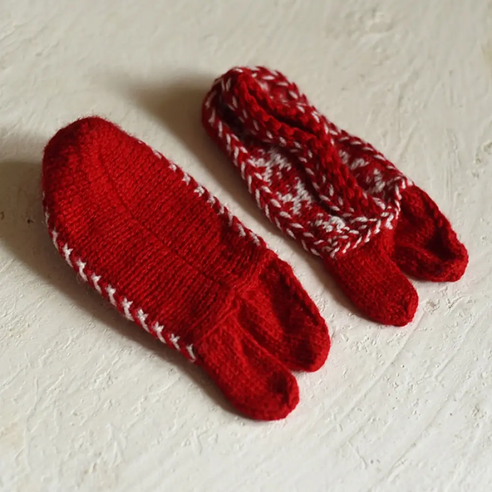 red white hand knitted himalayan woolen socks fair isle geometric pattern knit hairband winter foot warmers gaatha