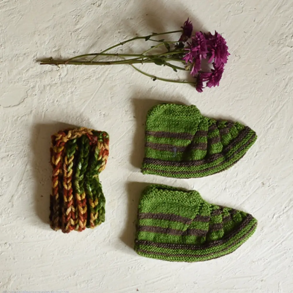 green brown hand knitted himalayan woolen socks striped pattern knit hairband winter foot warmers 
