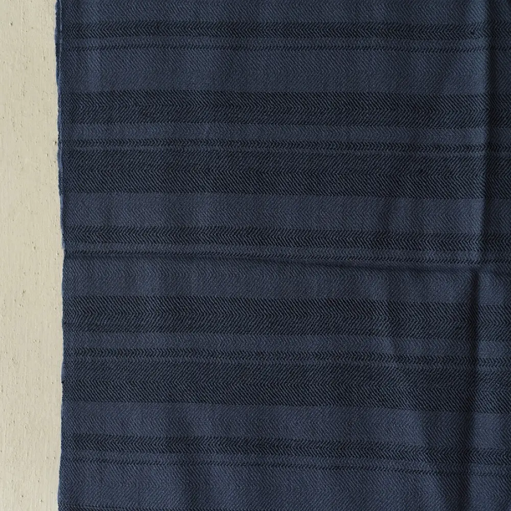 Shop Himalayan Handloom Woolen Grey Stole