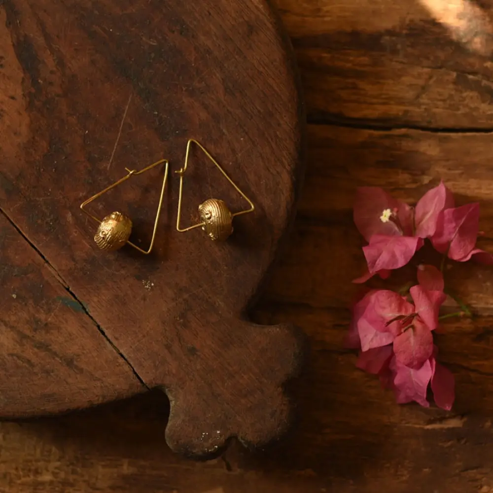 Prabha . प्रभा | Dhokra Brass Earring