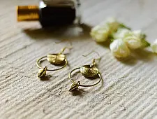 Prabha . प्रभा | Handmade Minimal Design Dhokra Earring