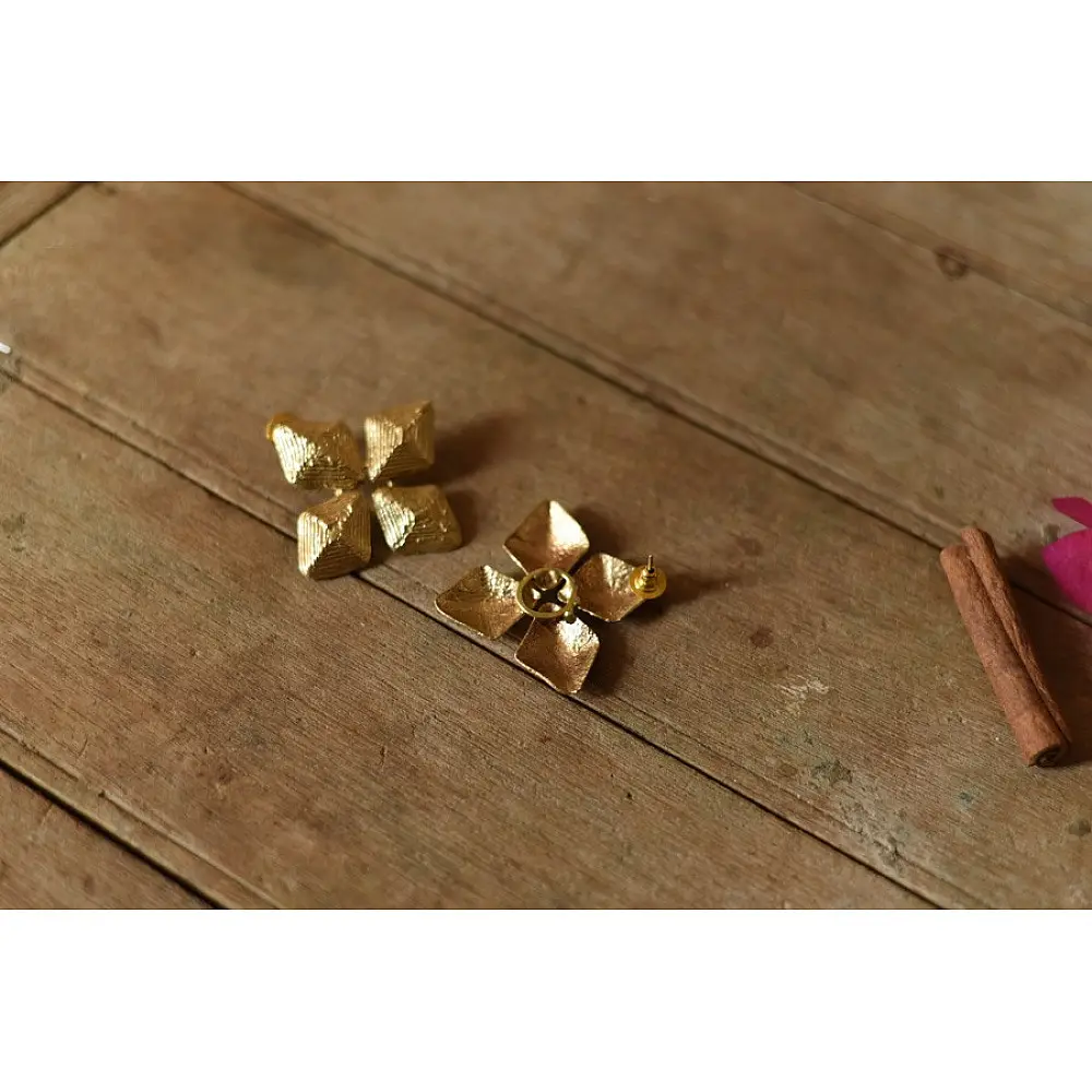 shop Brass Dhokra Stud Earring - Diamond