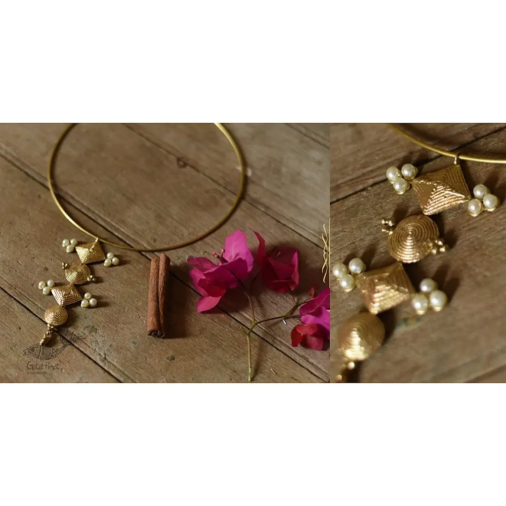 Prabha . प्रभा ❄ Handmade Brass Dhokra - Hasali Type Necklace