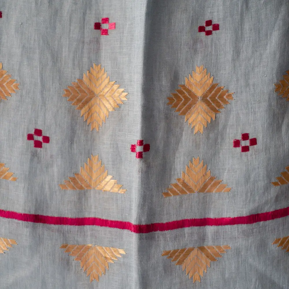 Shop Hand Embroidered Phulkari Linen Dupatta