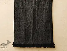 Cozy throws { B6 }