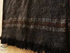 Cozy throws { B9 }