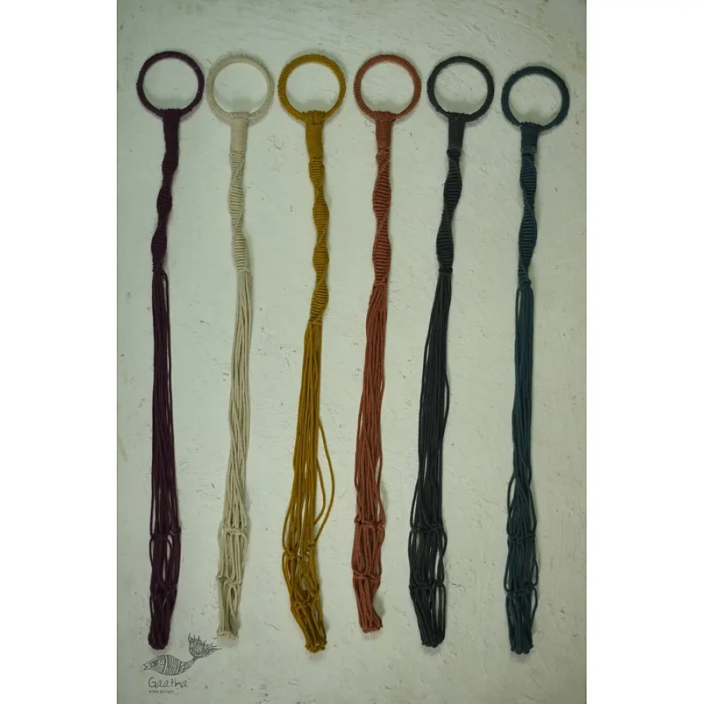 Meander Hand-Knotted Plant Hanger