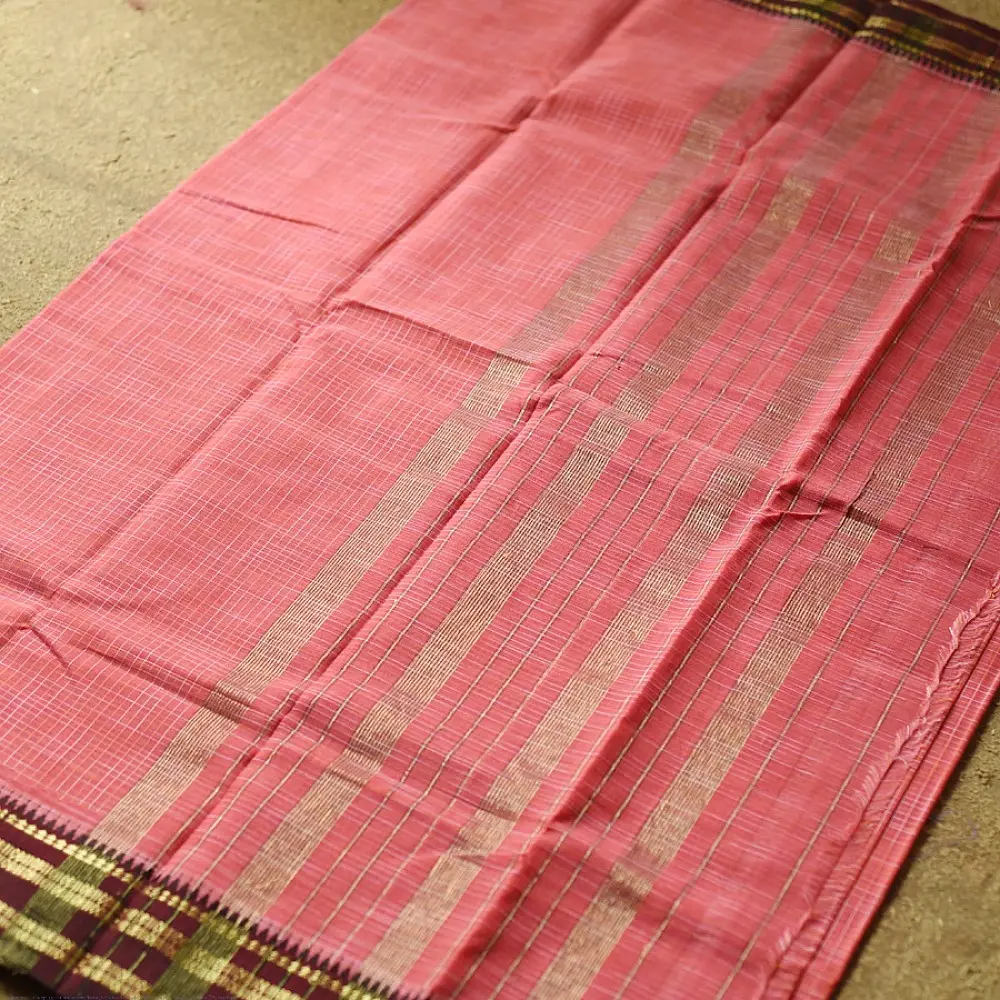 indian handloom Cotton Saree in Peachish Red