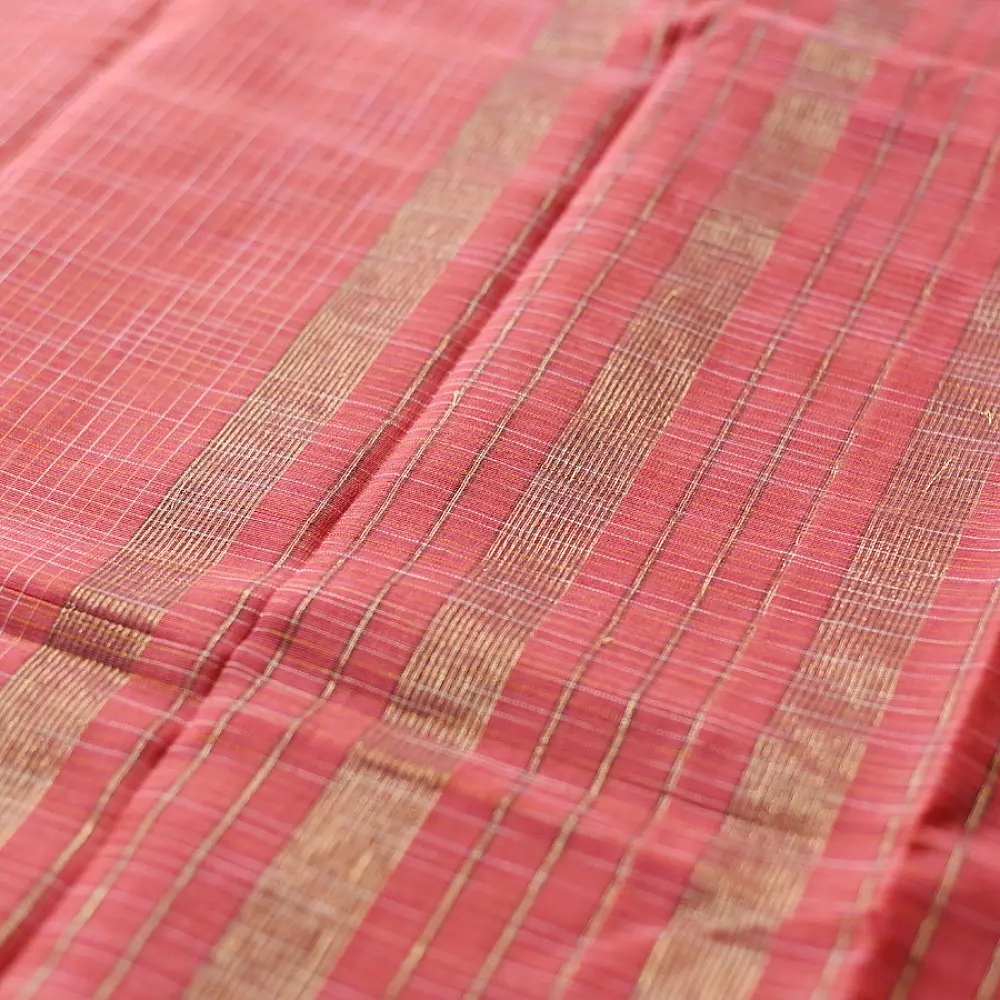 indian handloom Cotton Saree in Peachish Red