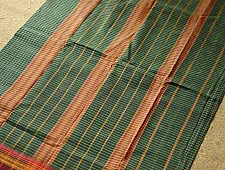 Iravati | Narayanpet Handloom Cotton Saree - Deep Green