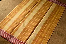 Iravati .  इरावती  - Narayanpet Handloom Cotton Yellow Saree