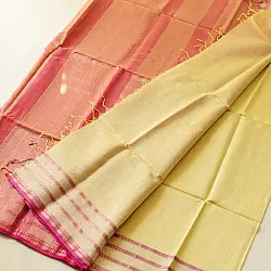 Pavitra . पवित्रा | Handwoven Maheshwari Silk Saree