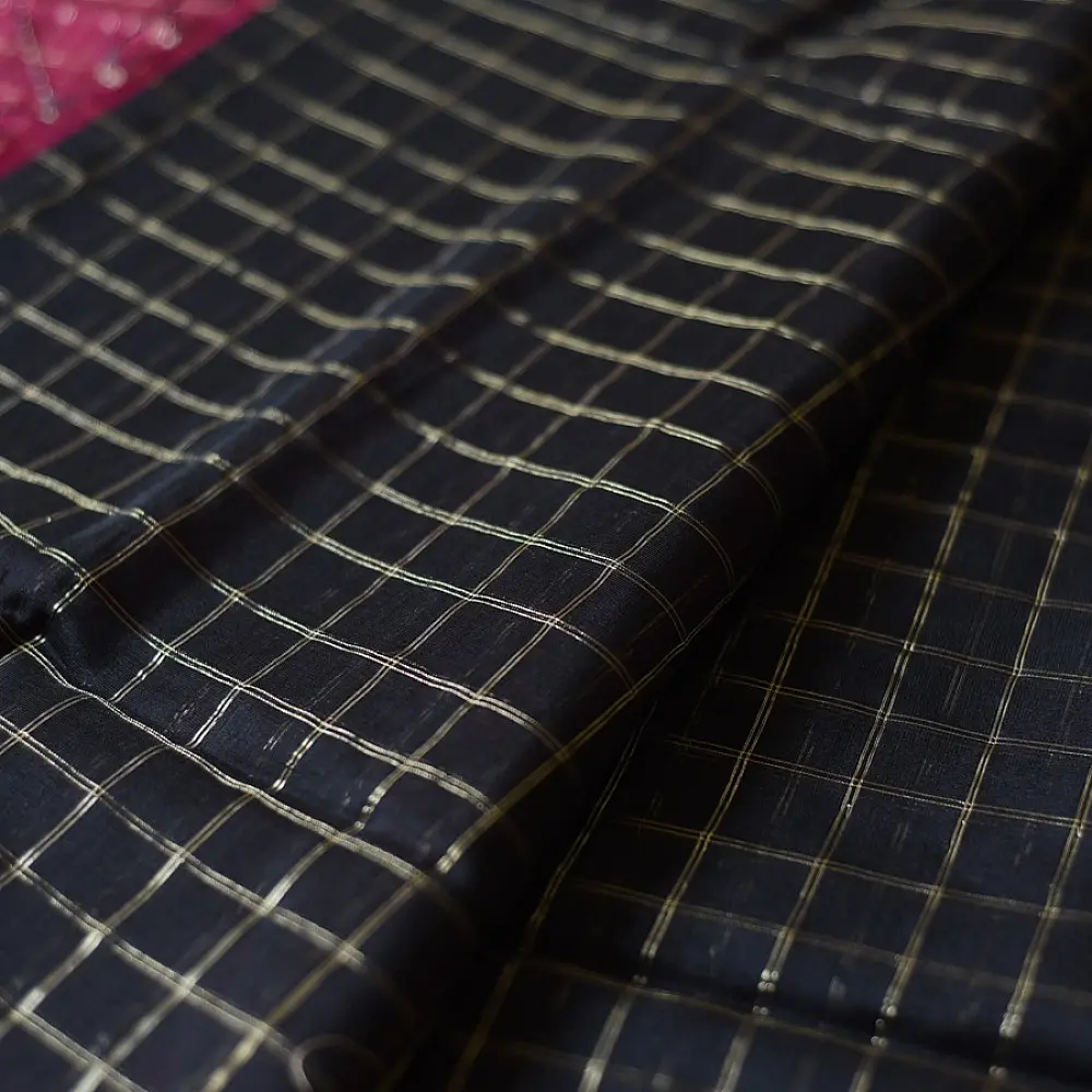 buy Handloom Maheshwari Silk Black Zari Checks Saree