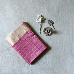 Pavitra . पवित्रा | Handloom Maheshwari Silk Saree ~ Checks Mauve Pink