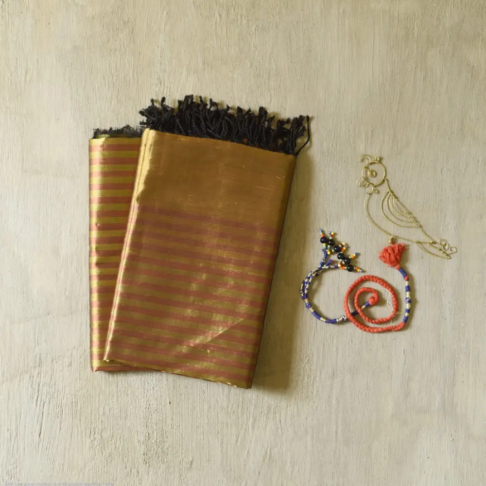 Buy Festive zari Handloom Maheshwari Top & Dupatta 