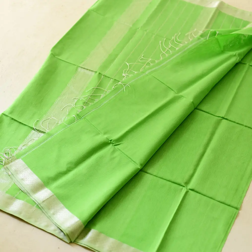 buy Handloom Silver Zari Border Maheshwari Saree ~ Green