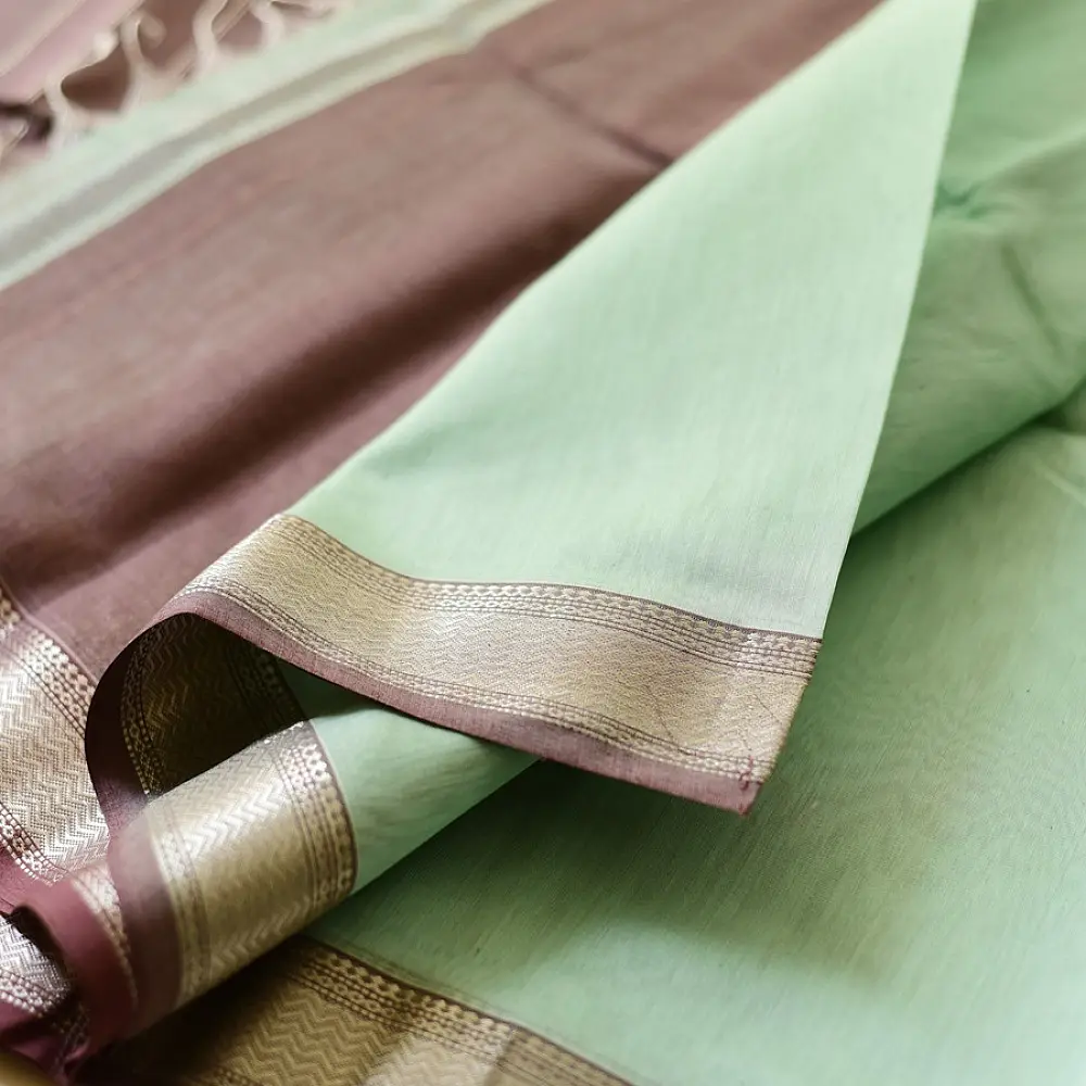 buy Zari Border Maheshwari Silk Pistachio Green Handloom Saree