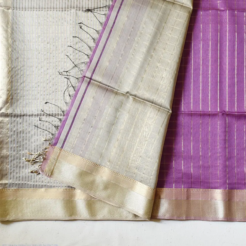 buy Handloom Maheshwari Silk Saree ~ Zari Pallu