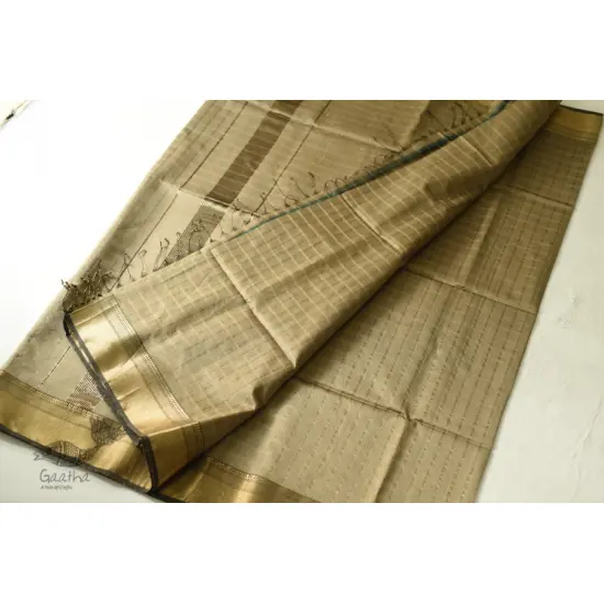 buy Handwoven Maheshwari Saree With Zari Border & Checks