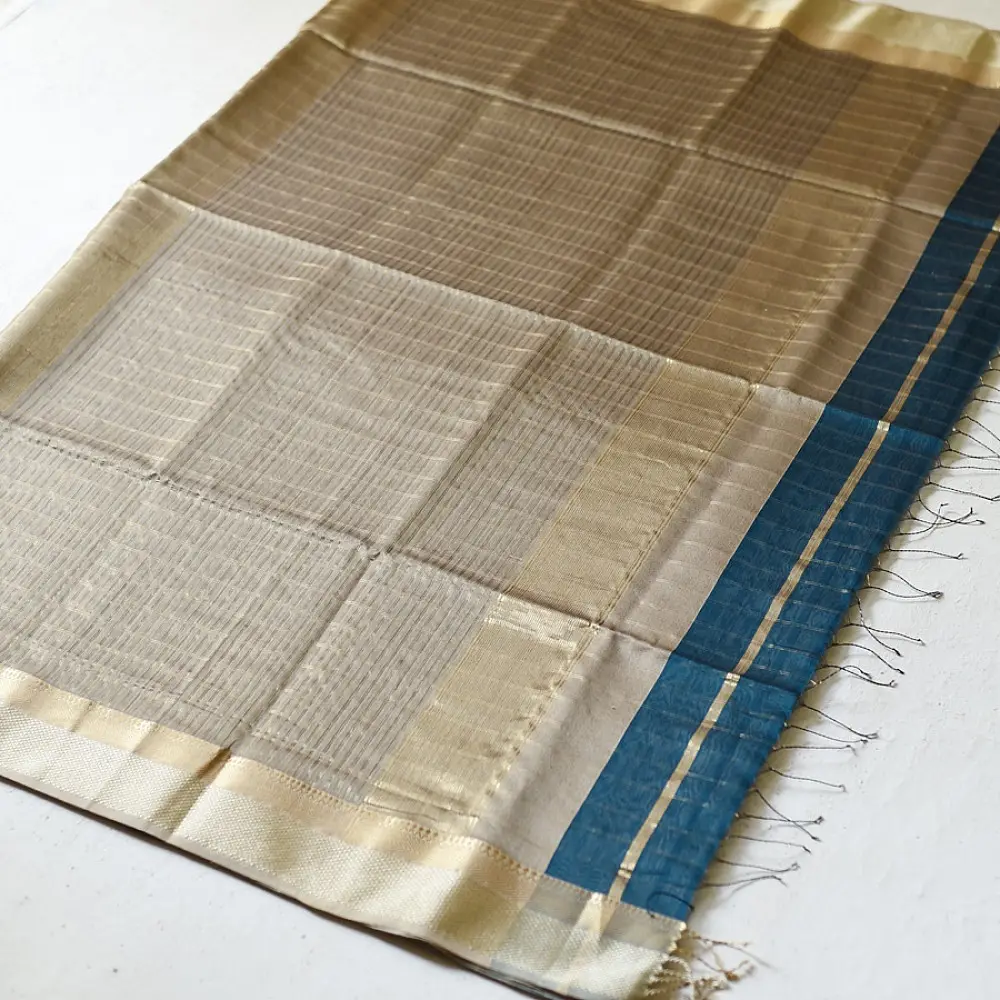 Maheshwari Silk Saree in Teal Blue with Zari Pallu