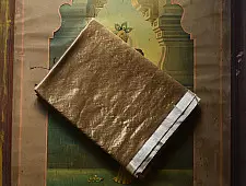 Colors of Devotion | Handwoven Maheshwari Silk Saree ~ Beige