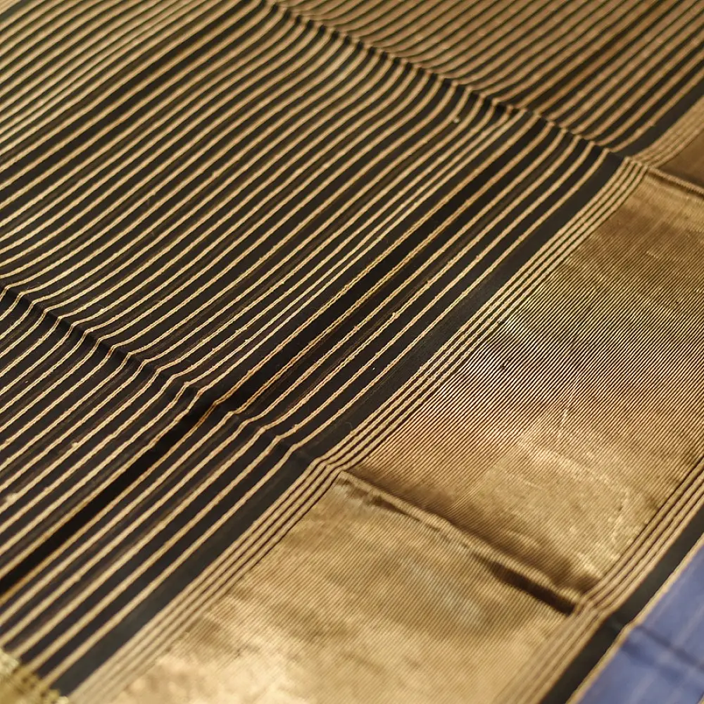 buy Handloom Maheshwari Silk - Zari Stripe in Grey Saree