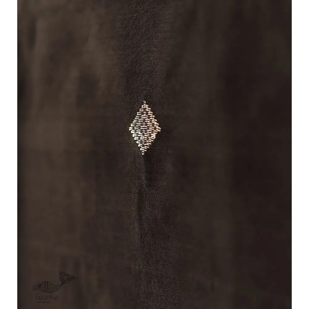 Maheshwari Black stole with Silver Zari Buti 