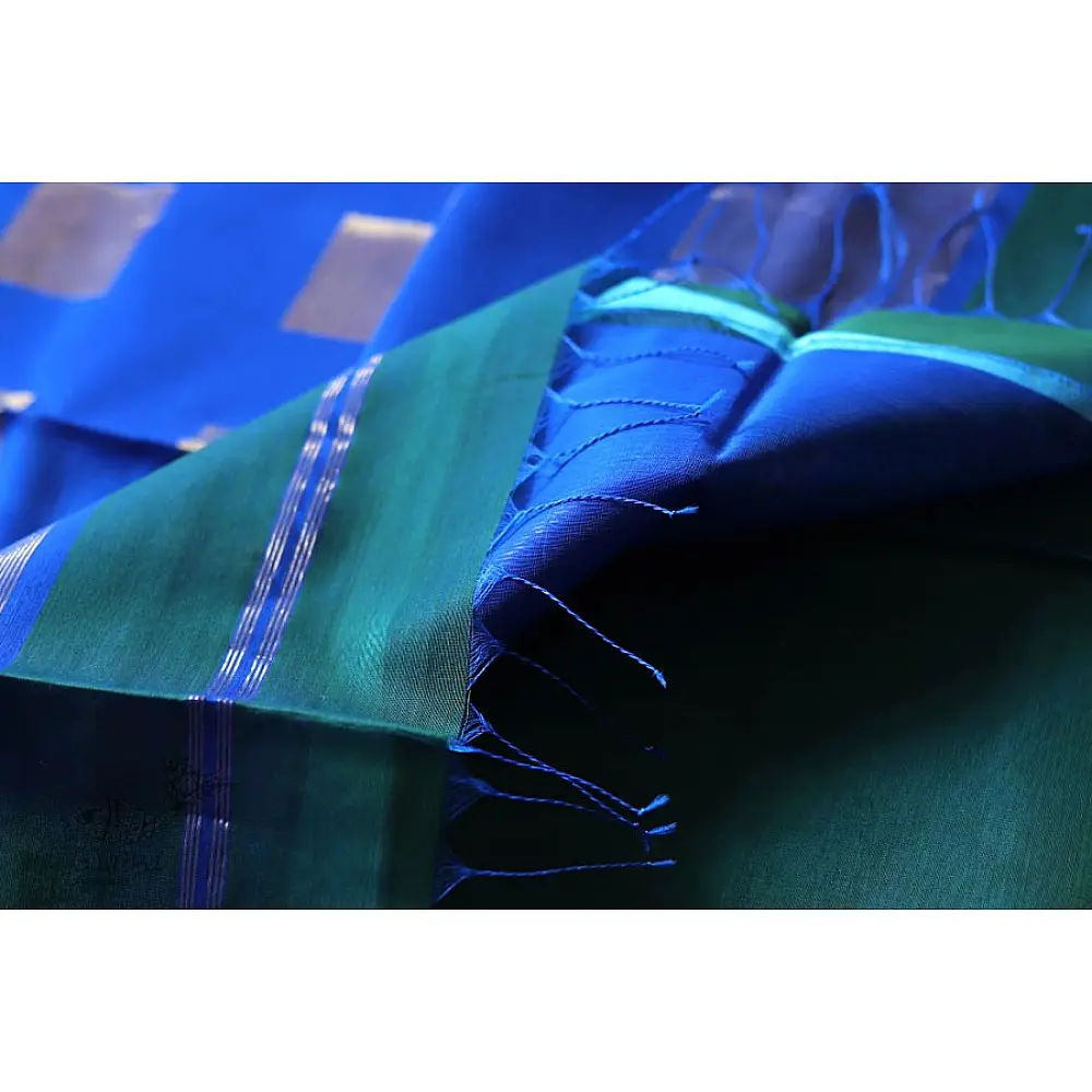 Maheshwari Saree  with Zari check design