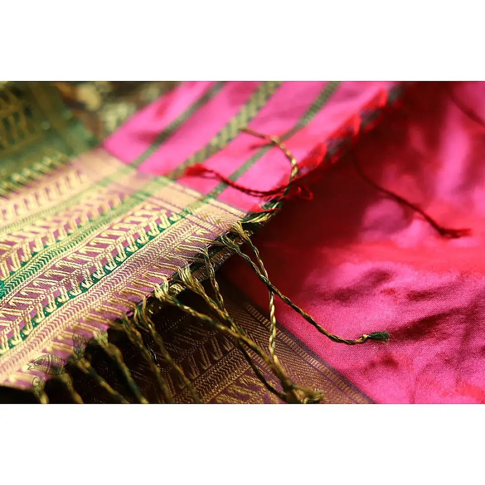 Maheshwari Silk Saree with heavy Zari pallu
