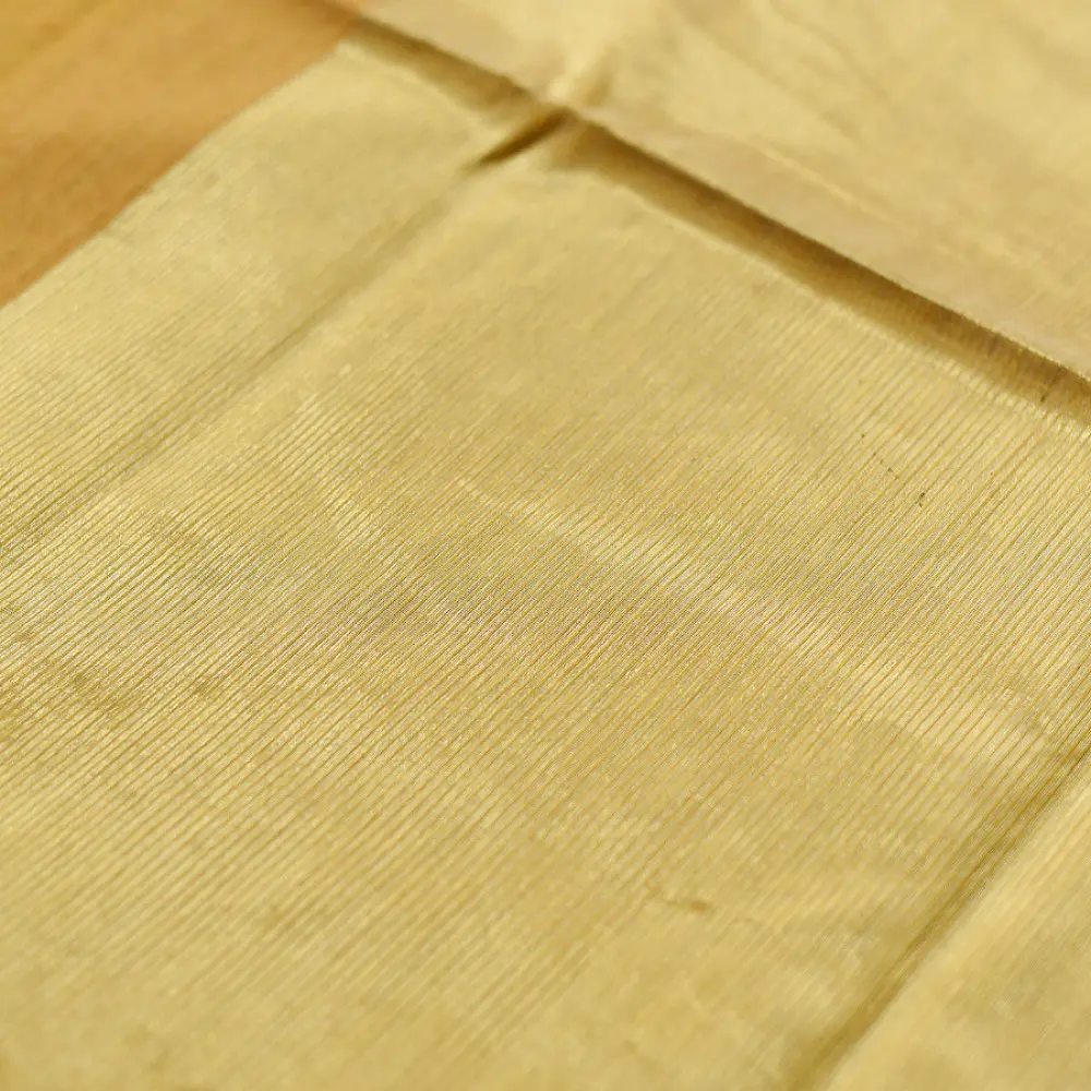 buy Handloom Maheshwari Silk Beige Saree - Half-Half Golden Zari Weaving