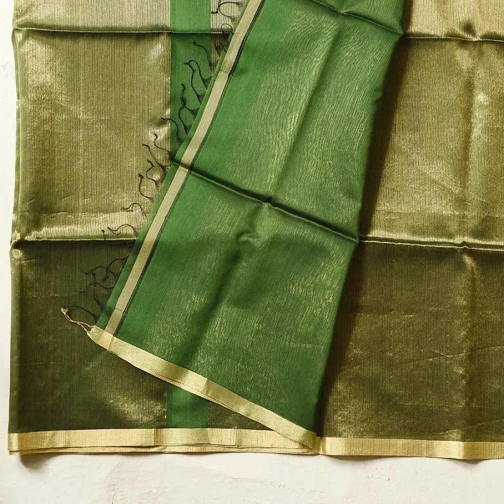 buy Handloom Maheshwari Silk Green Saree - Half-Half Golden Zari Weaving
