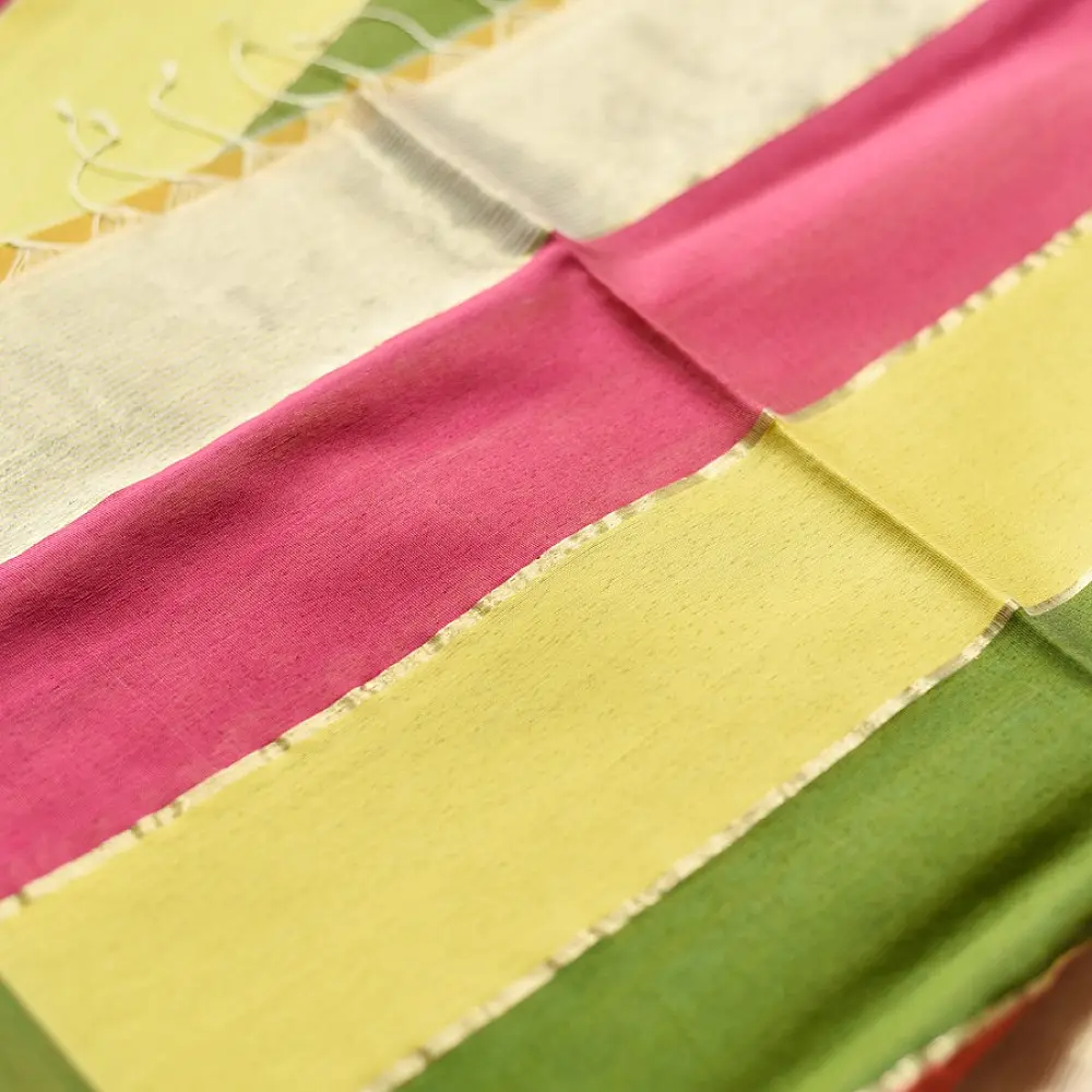buy Handloom Maheshwari Silk Saree - Half-Half Golden Zari Weaving Saree