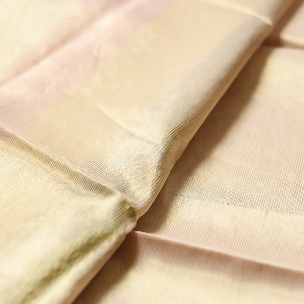 buy Handloom Maheshwari Silk Saree - Half-Half Golden Zari Weaving Saree