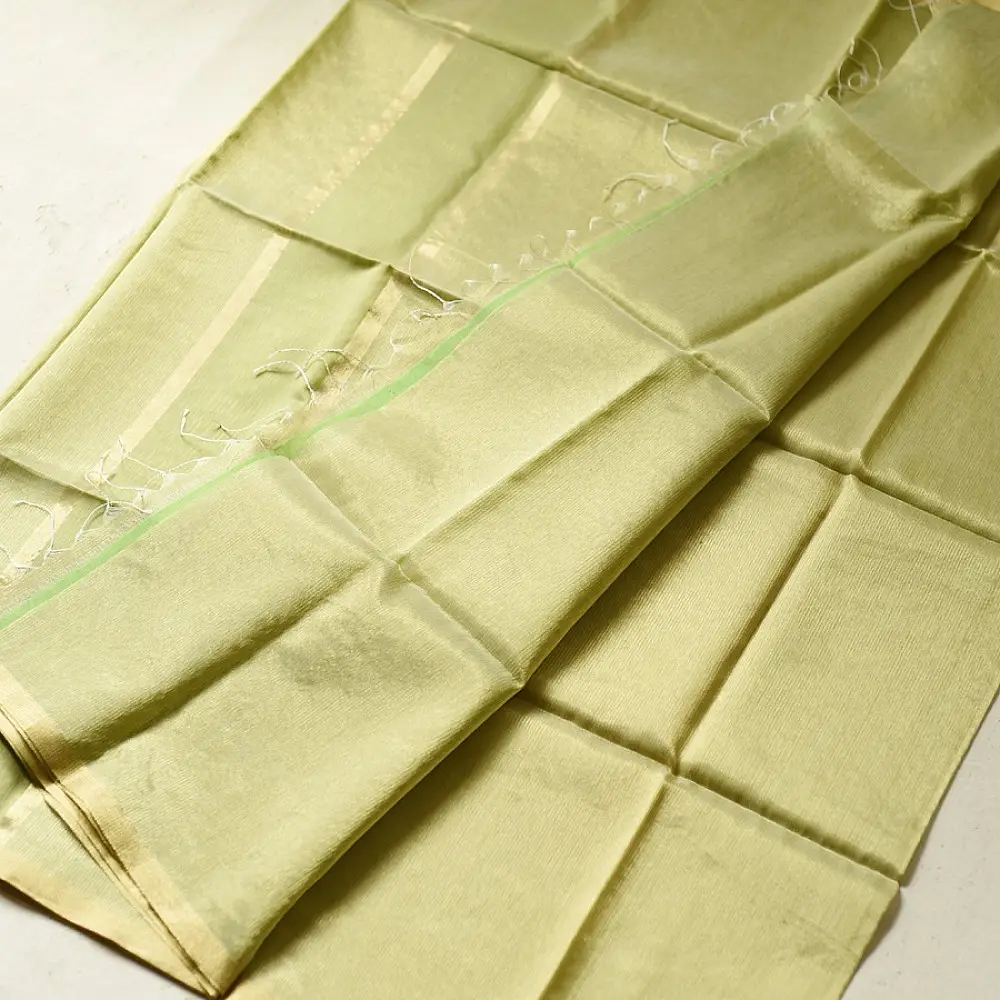 buy Handloom Maheshwari Silk Saree - Half-Half Golden Zari Weaving Saree