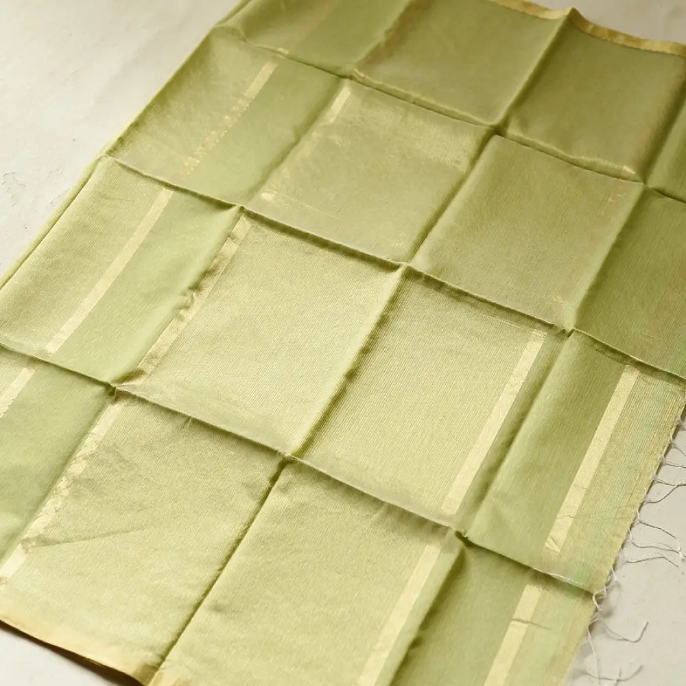 buy Handloom Maheshwari Silk Saree - Half-Half Golden Zari Weaving Saree