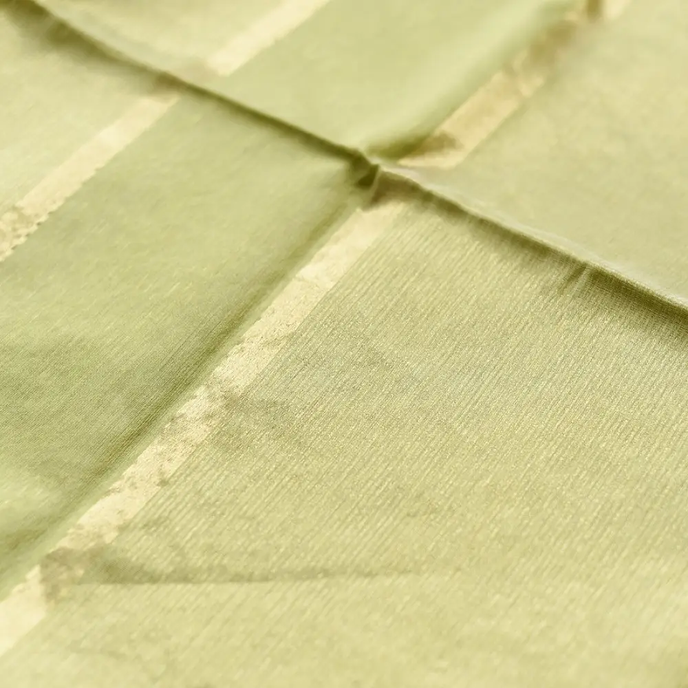 buy Handloom Maheshwari Silk Saree - Half-Half Golden Zari Weaving Saree