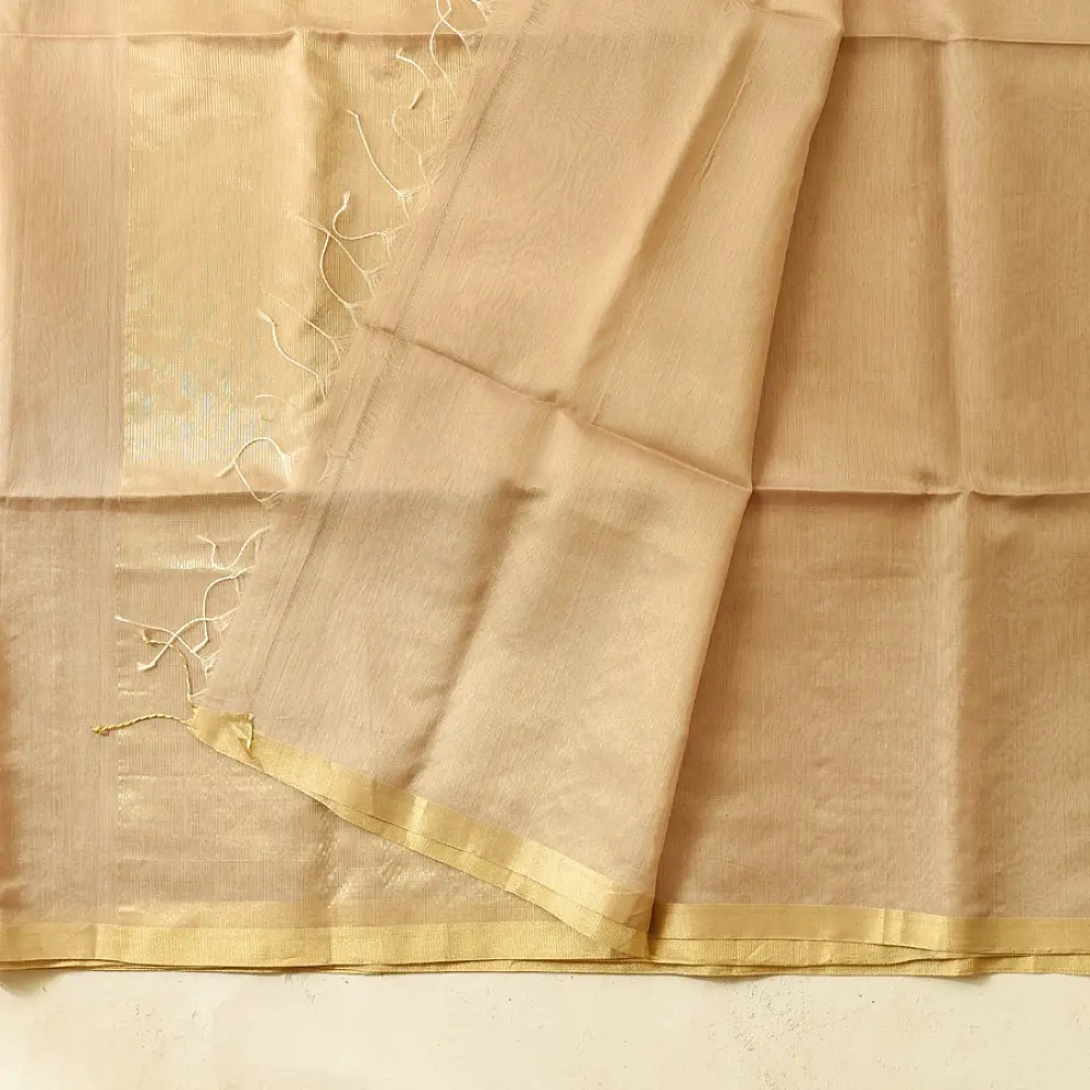 buy Handloom Maheshwari Silk Saree - Half-Half Golden Zari Weaving Saree