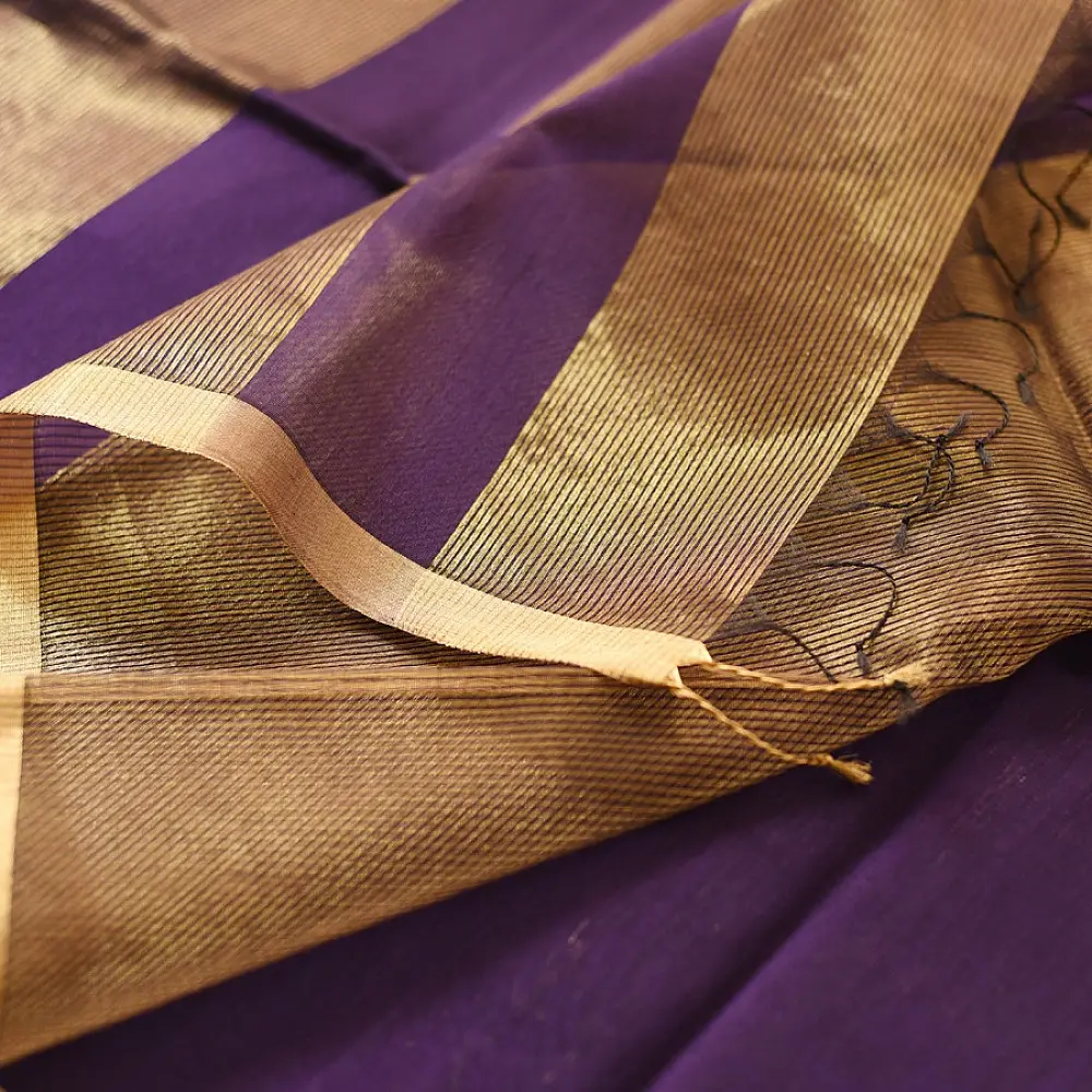 buy Handloom Maheshwari Silk Violet Saree - Half-Half Golden Zari Weaving