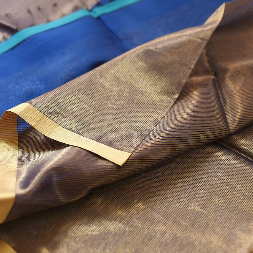 buy Handloom Maheshwari Silk blue Saree - Half-Half Golden Zari Weaving