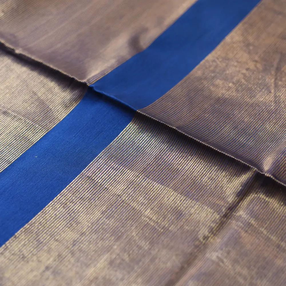 buy Handloom Maheshwari Silk blue Saree - Half-Half Golden Zari Weaving