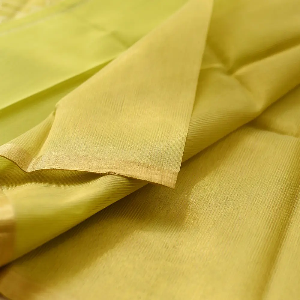 buy Maheshwari Silk Saree - Zari Weaving