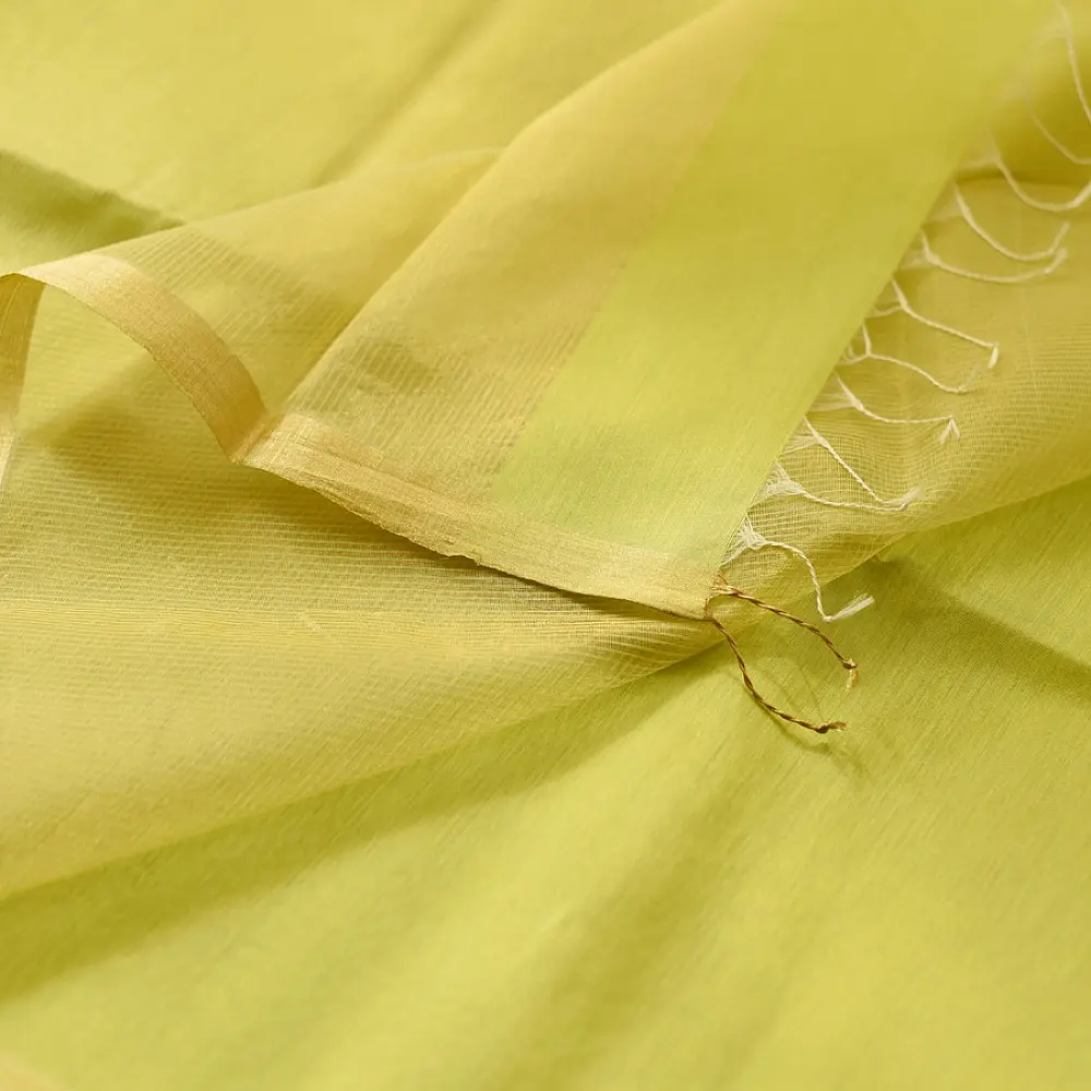 buy Maheshwari Silk Saree - Zari Weaving