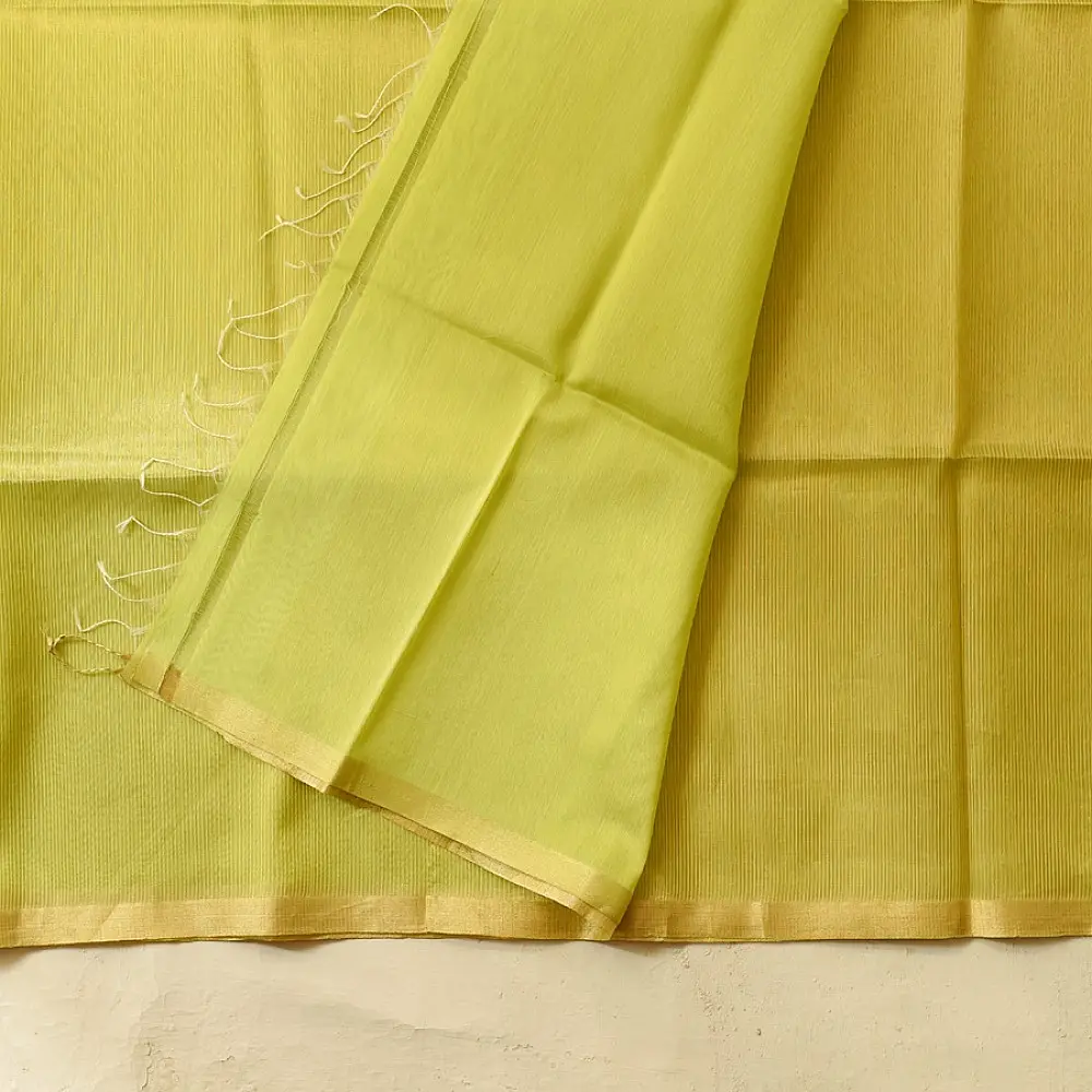 buy Maheshwari Silk Saree - Zari Weaving